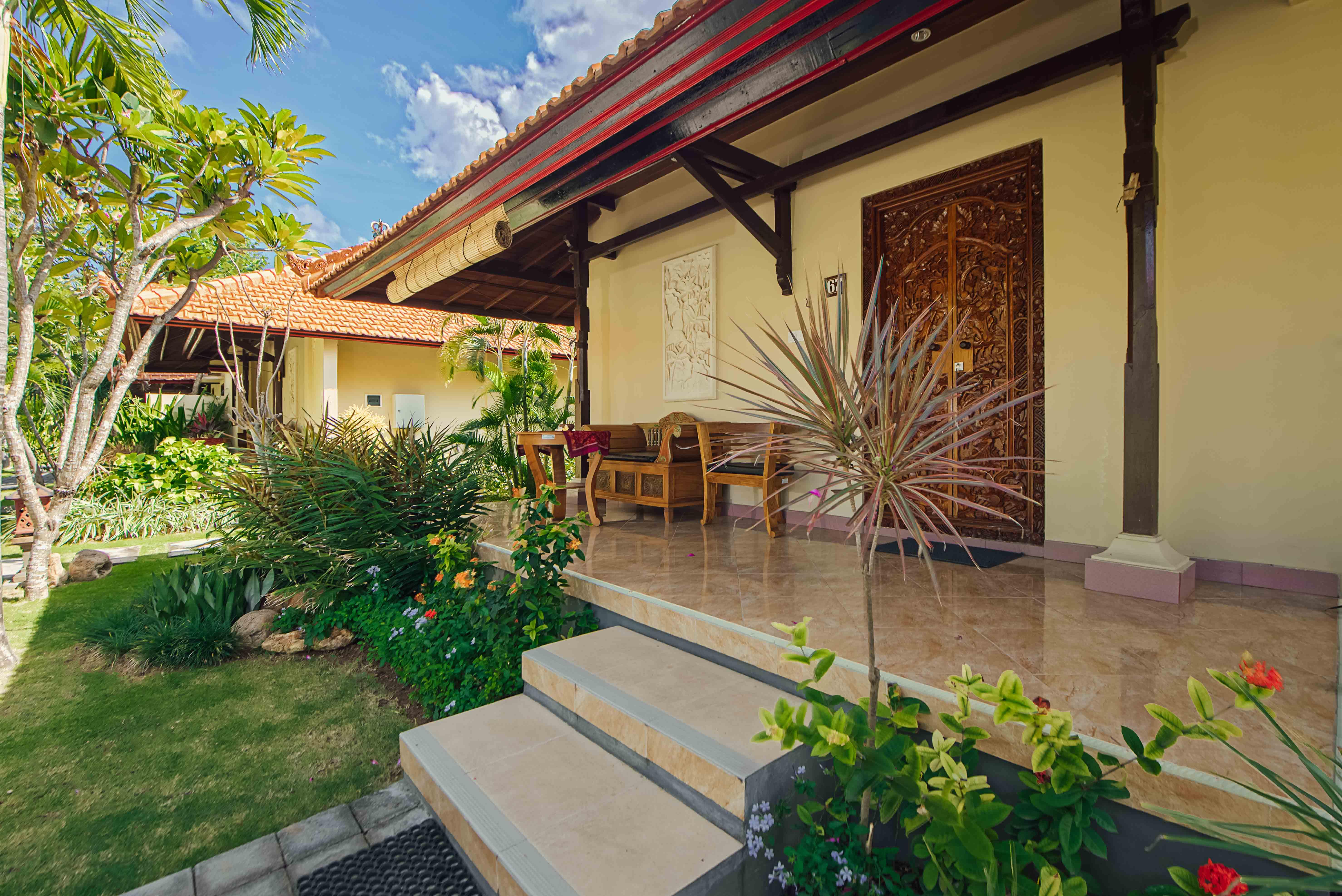 Kuta Puri Bungalows, Villas And Resort Exterior foto